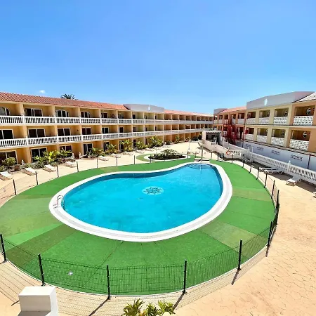 Family Studio, Wifi, Heated Pool, Tenerife South Apartment *