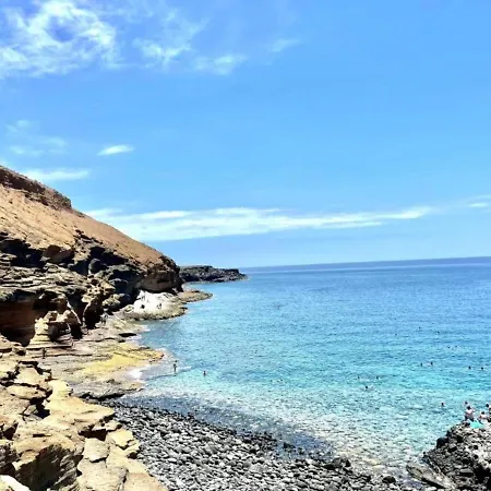 Family Studio, Wifi, Heated Pool, Tenerife South Apartment
