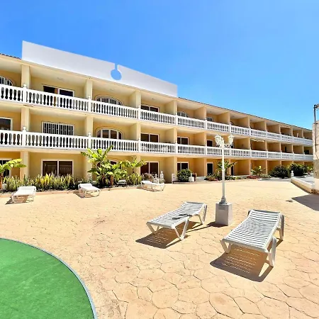 Family Studio, Wifi, Heated Pool, Tenerife South Apartamento Costa del Silencio