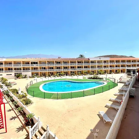 Family Studio, Wifi, Heated Pool, Tenerife South Costa del Silencio
