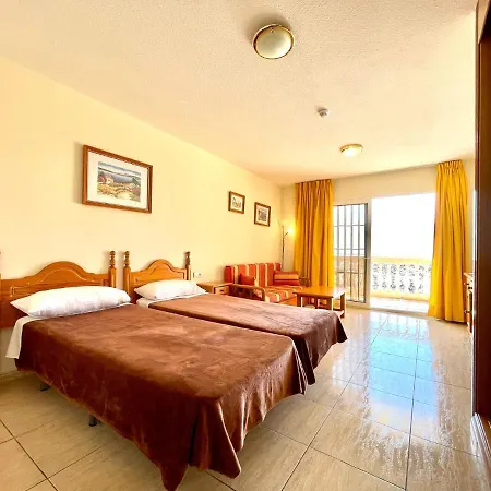 Family Studio, Wifi, Heated Pool, Tenerife South Costa del Silencio