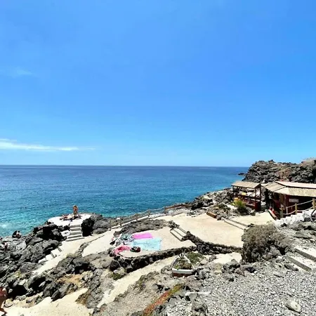 Apartamento Family Studio, Wifi, Heated Pool, Tenerife South Costa del Silencio